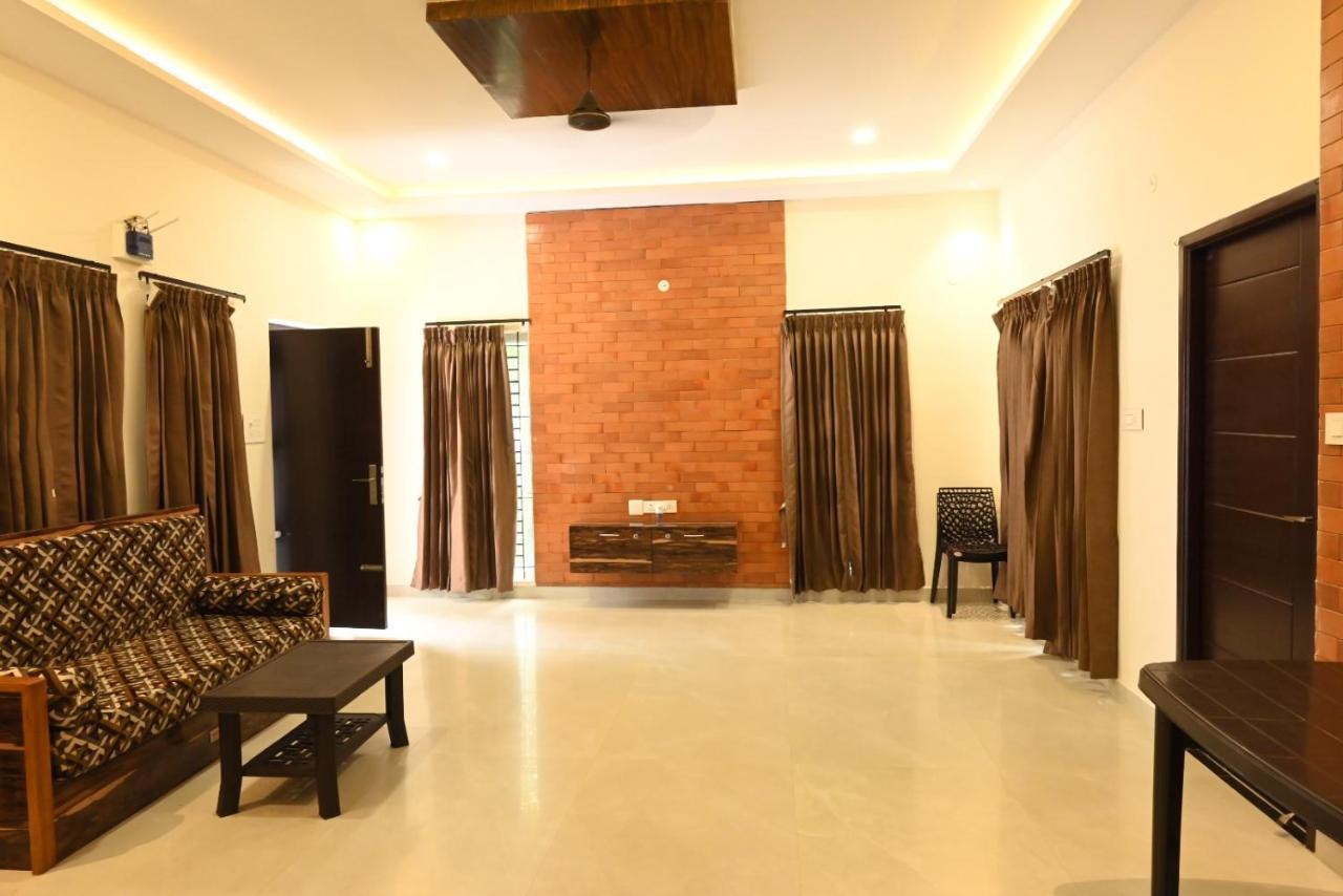 Melody Inn Luxury Home Stay เยอร์โคด ภายนอก รูปภาพ