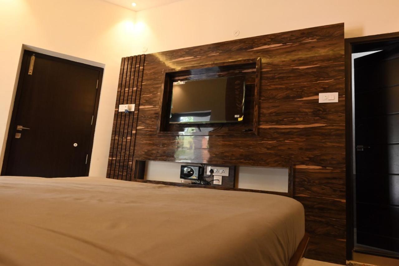 Melody Inn Luxury Home Stay เยอร์โคด ภายนอก รูปภาพ